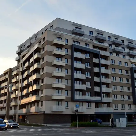 Modern Near Airport With Free Parking Pressburg